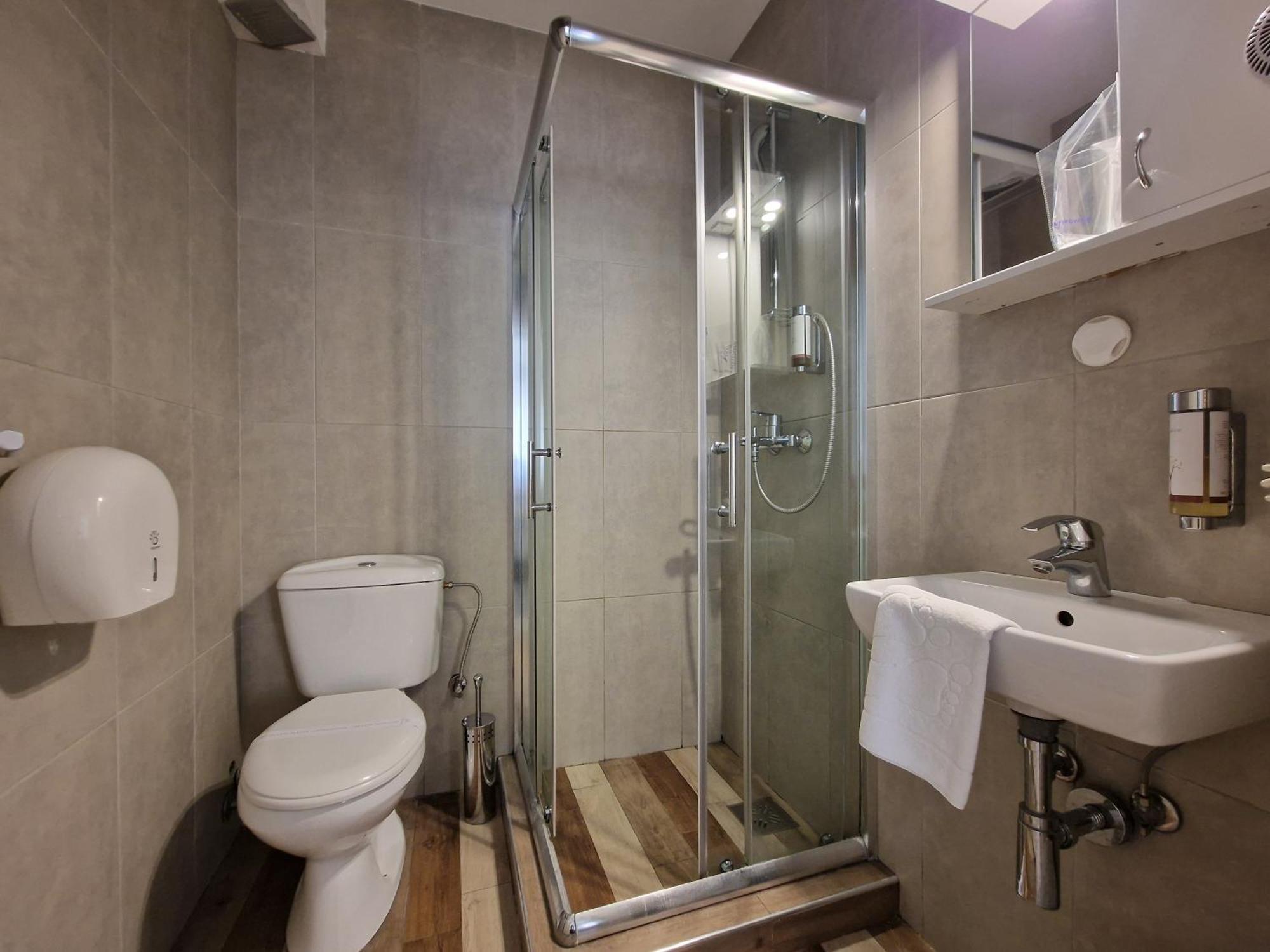 Garni House 46 Plus Belgrado Exterior foto